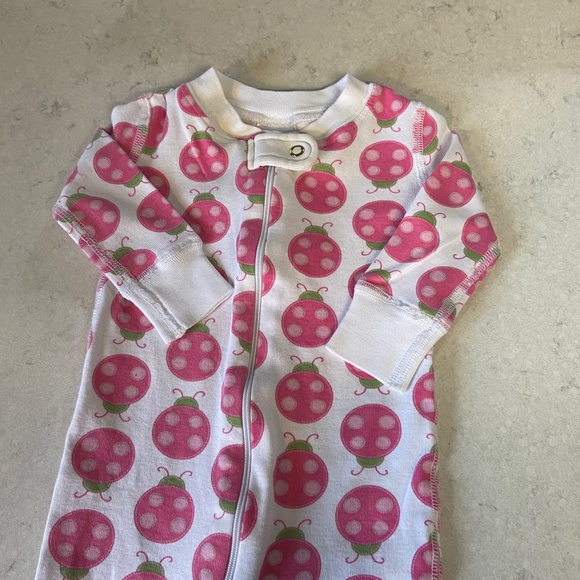 Hanna Andersson Sleeper Pajamas Pink Ladybug 6-9m - Picture 3 of 15
